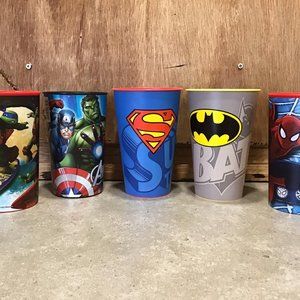 5 Plastic Cups with Supergiro